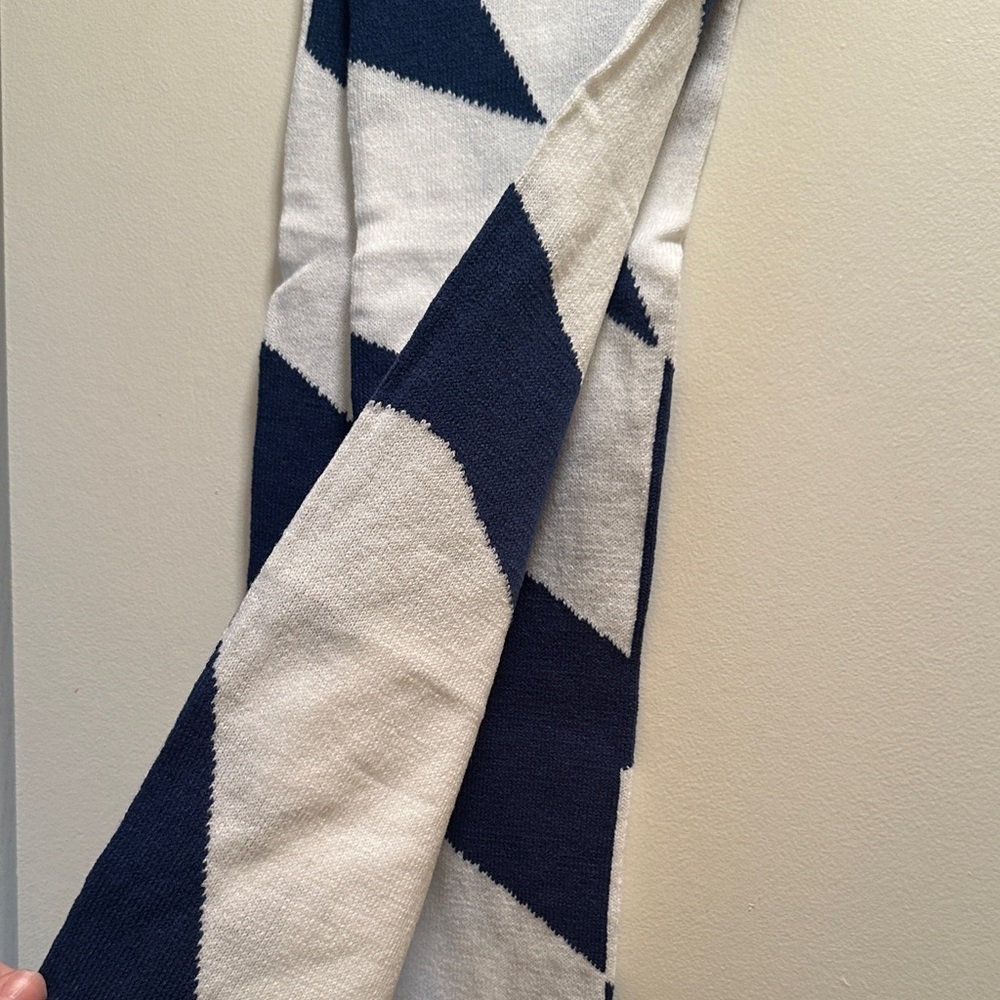Corona Extra Milano Cortina Navy and White Olympic Scarf with fringe NWT - Picture 8 of 12